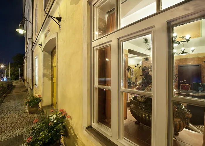 Hotell Ea Jeleni Dvur Castle Prag