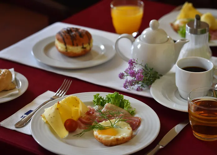 Ea Jeleni Dvur Castle Hotell 3*
