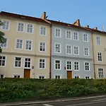 Ea Jeleni Dvur Castle 3*