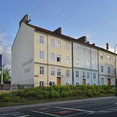 Ea Jeleni Dvur Castle Szálloda