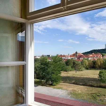 Ea Jeleni Dvur Castle 3*