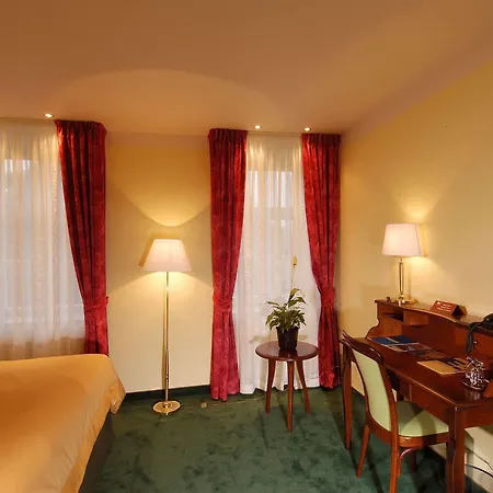 Ea Jeleni Dvur Castle Prága