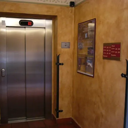Hotel Ea Jeleni Dvur Castle Praga