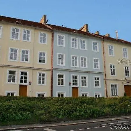 Ea Jeleni Dvur Castle Prága