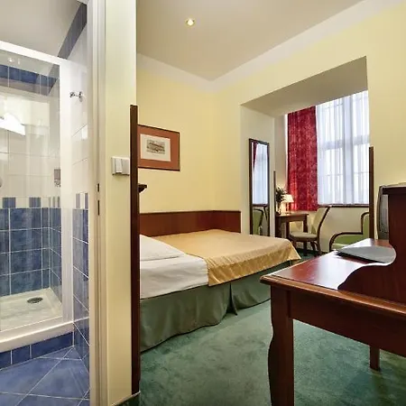 Ea Jeleni Dvur Castle Szálloda 3*