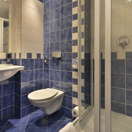 Ea Jeleni Dvur Castle 3*