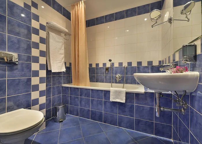 Hotel Ea Jeleni Dvur Castle 3*