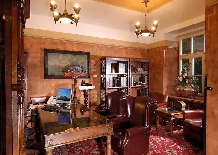 Ea Jeleni Dvur Castle 3*
