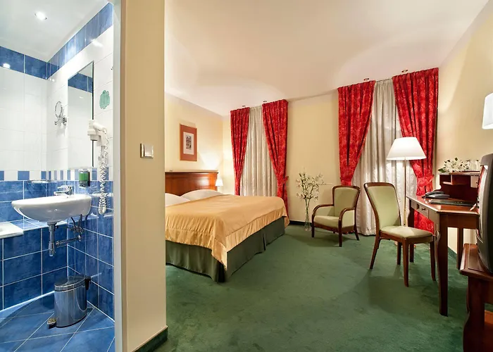 Hotel Ea Jeleni Dvur Castle 3*